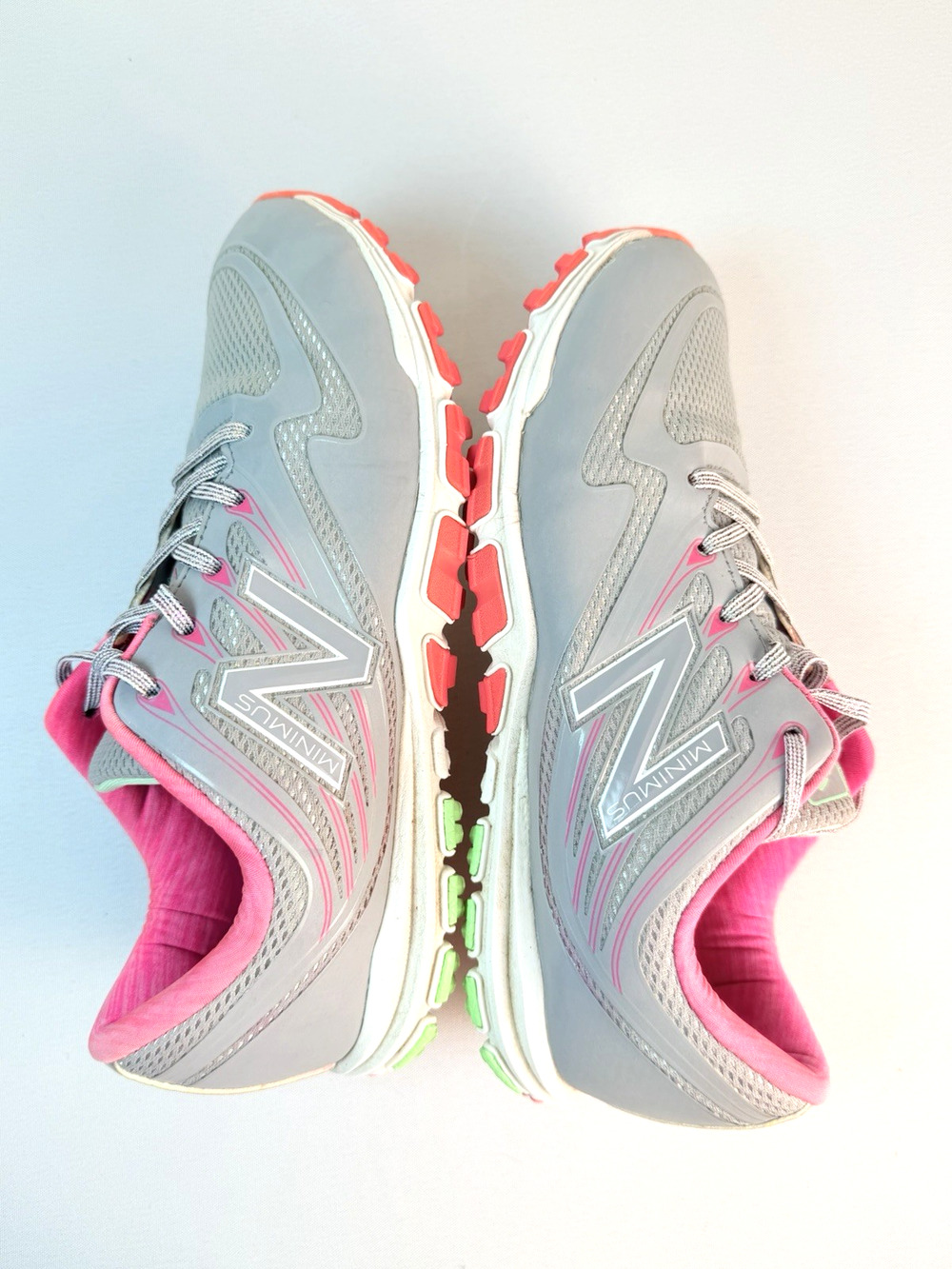Women’s New Balance Minimus Golf Shoes Pink Gray Green Size 8